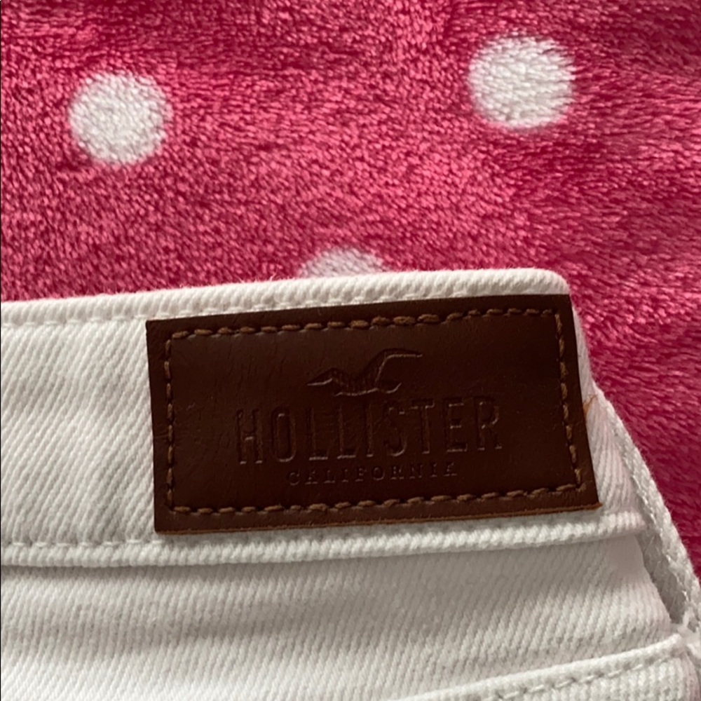 White Low Rise Jeans - Picture 5 of 6